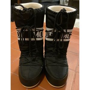 Tecnica Black Moon Boots (Women’s size 7)